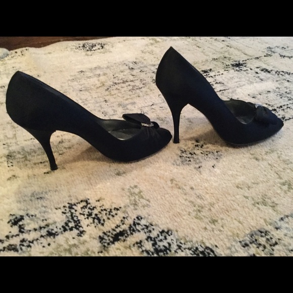 Stuart Weitzman Black Satin Peep Toe Heels - Picture 5 of 8